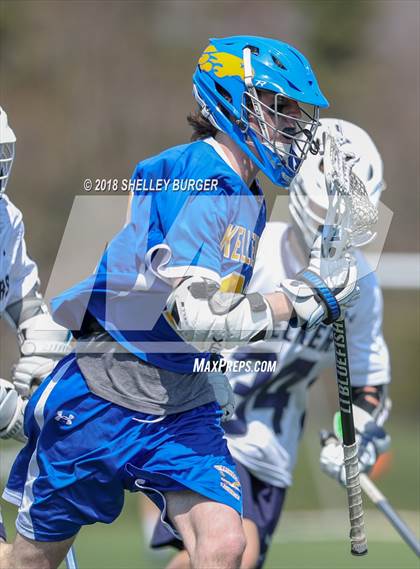 Thumbnail 2 in Staples vs Kellenberg Memorial photogallery.