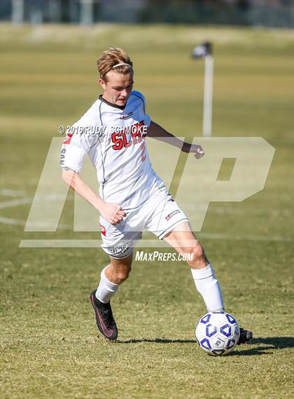 Thumbnail 3 in Richmond vs. San Clemente (Southern California High School Classic ) photogallery.
