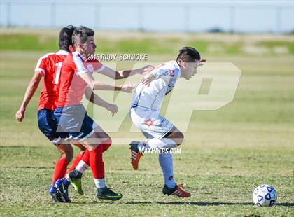 Thumbnail 2 in Richmond vs. San Clemente (Southern California High School Classic ) photogallery.