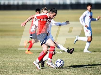 Thumbnail 3 in Richmond vs. San Clemente (Southern California High School Classic ) photogallery.