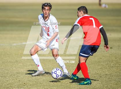 Thumbnail 2 in Richmond vs. San Clemente (Southern California High School Classic ) photogallery.