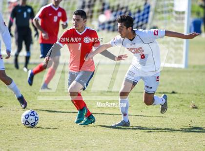 Thumbnail 2 in Richmond vs. San Clemente (Southern California High School Classic ) photogallery.