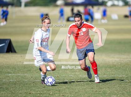 Thumbnail 3 in Richmond vs. San Clemente (Southern California High School Classic ) photogallery.