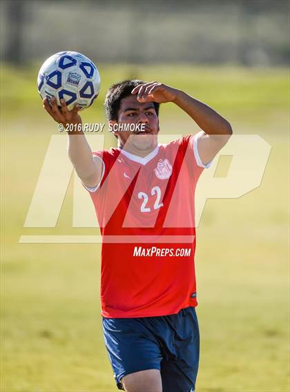 Thumbnail 3 in Richmond vs. San Clemente (Southern California High School Classic ) photogallery.
