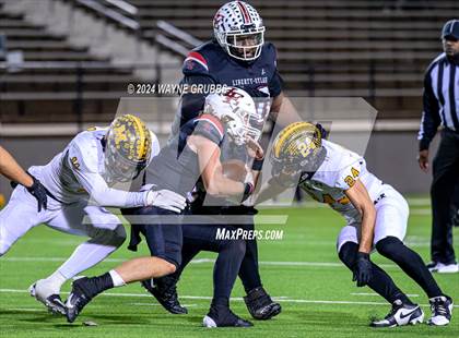 Thumbnail 2 in Malakoff @ Liberty-Eylau (UIL 3A DI Regional Final) photogallery.
