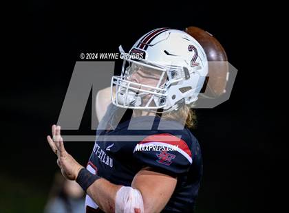 Thumbnail 1 in Malakoff @ Liberty-Eylau (UIL 3A DI Regional Final) photogallery.
