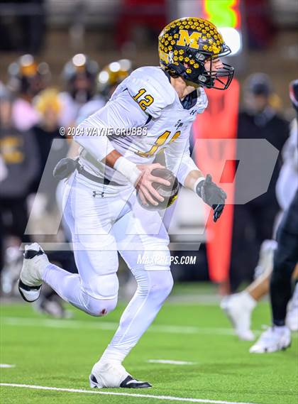 Thumbnail 1 in Malakoff @ Liberty-Eylau (UIL 3A DI Regional Final) photogallery.
