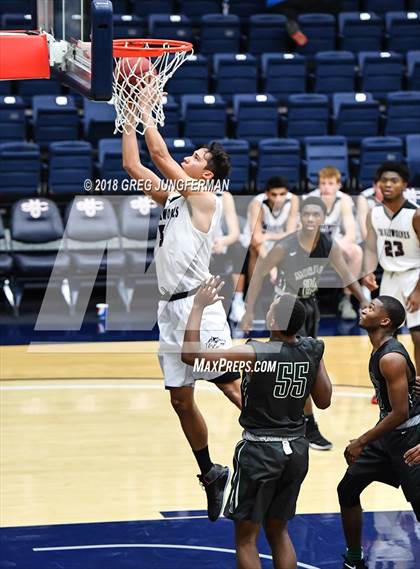 Thumbnail 2 in Moreau Catholic vs. Woodcreek (MaxPreps MLK Classic) photogallery.