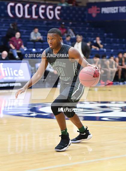 Thumbnail 3 in Moreau Catholic vs. Woodcreek (MaxPreps MLK Classic) photogallery.