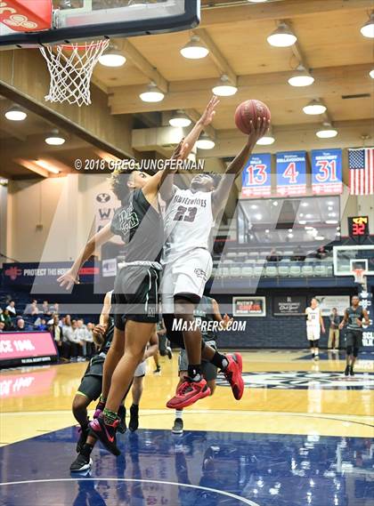 Thumbnail 2 in Moreau Catholic vs. Woodcreek (MaxPreps MLK Classic) photogallery.