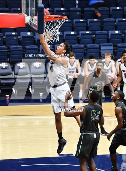 Thumbnail 3 in Moreau Catholic vs. Woodcreek (MaxPreps MLK Classic) photogallery.