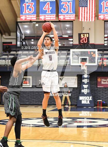 Thumbnail 1 in Moreau Catholic vs. Woodcreek (MaxPreps MLK Classic) photogallery.