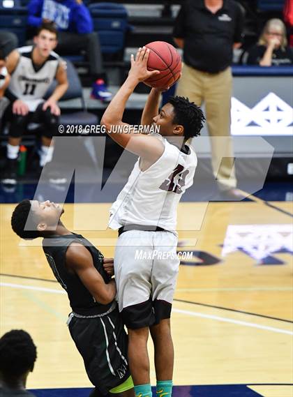 Thumbnail 1 in Moreau Catholic vs. Woodcreek (MaxPreps MLK Classic) photogallery.