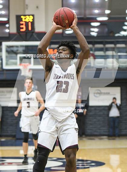 Thumbnail 3 in Moreau Catholic vs. Woodcreek (MaxPreps MLK Classic) photogallery.