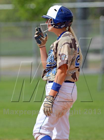 Thumbnail 3 in Clovis vs Calaveras (NorCal Classic) photogallery.
