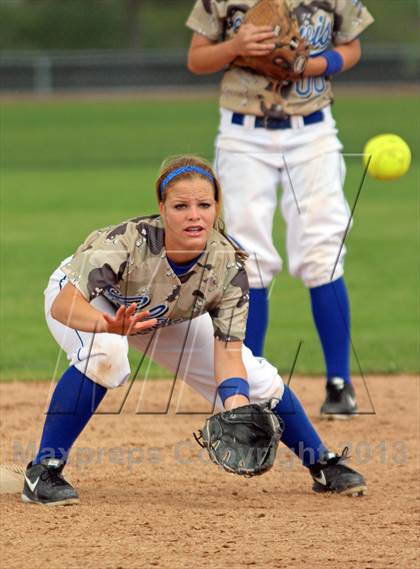 Thumbnail 1 in Clovis vs Calaveras (NorCal Classic) photogallery.