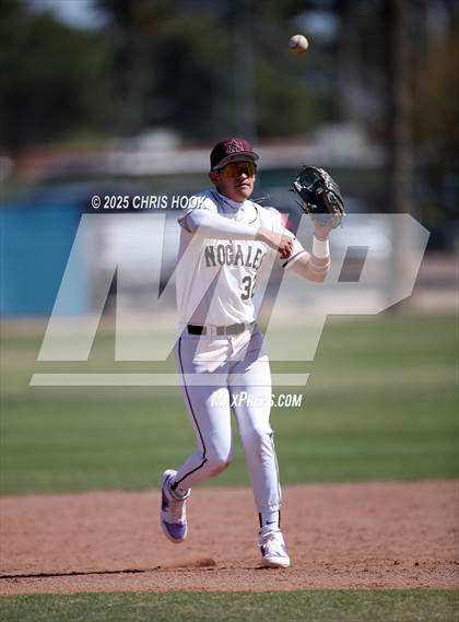 Thumbnail 1 in Benson vs. Nogales (Lancer Baseball Classic) photogallery.
