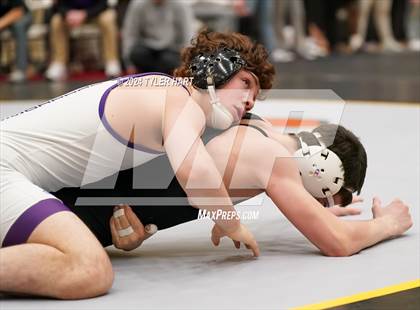 Thumbnail 3 in IHSAA Sectional 25 (Avon) photogallery.