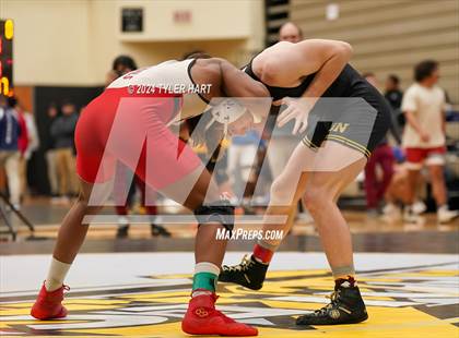 Thumbnail 3 in IHSAA Sectional 25 (Avon) photogallery.