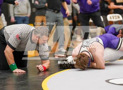 Thumbnail 1 in IHSAA Sectional 25 (Avon) photogallery.