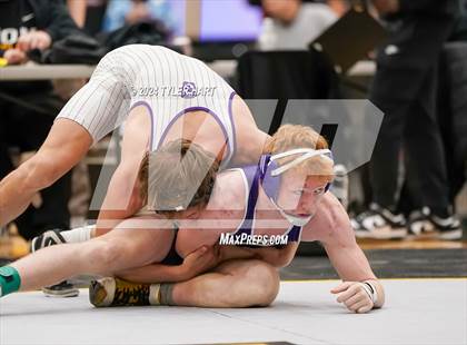 Thumbnail 3 in IHSAA Sectional 25 (Avon) photogallery.