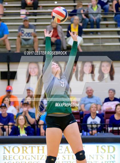 Thumbnail 2 in Poth vs. Marion (UIL 3A Area Playoff) photogallery.