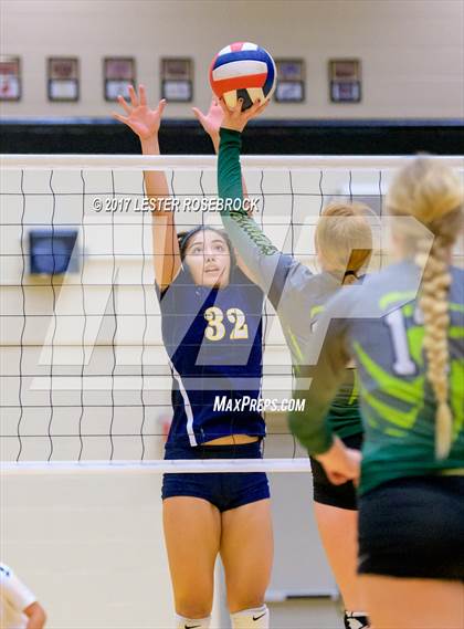 Thumbnail 1 in Poth vs. Marion (UIL 3A Area Playoff) photogallery.