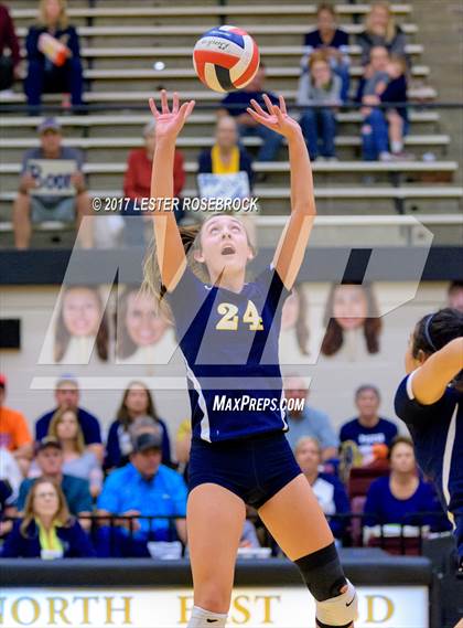 Thumbnail 3 in Poth vs. Marion (UIL 3A Area Playoff) photogallery.