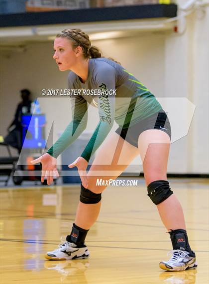 Thumbnail 1 in Poth vs. Marion (UIL 3A Area Playoff) photogallery.