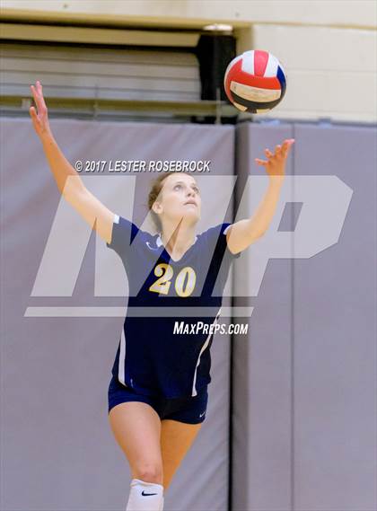 Thumbnail 2 in Poth vs. Marion (UIL 3A Area Playoff) photogallery.
