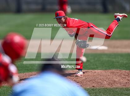 Thumbnail 1 in Kerman vs. Justin Garza photogallery.