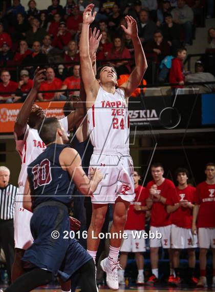 Thumbnail 3 in Byram Hills vs. Tappan Zee (Section 1 Class A Final) photogallery.