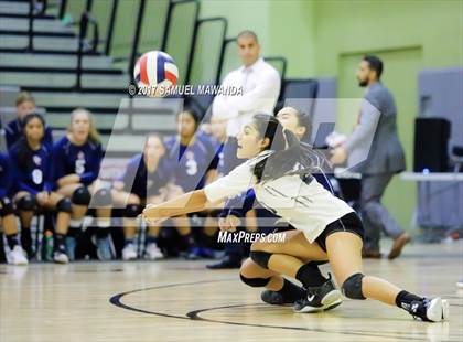 Thumbnail 2 in Sylmar vs. Chatsworth (CIF LACS D1 Final) photogallery.