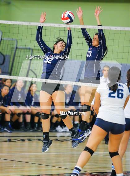 Thumbnail 3 in Sylmar vs. Chatsworth (CIF LACS D1 Final) photogallery.
