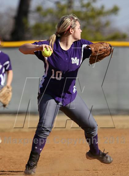 Thumbnail 3 in Mt. Vernon vs Pine Tree photogallery.