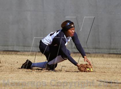 Thumbnail 3 in Mt. Vernon vs Pine Tree photogallery.