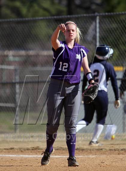 Thumbnail 1 in Mt. Vernon vs Pine Tree photogallery.