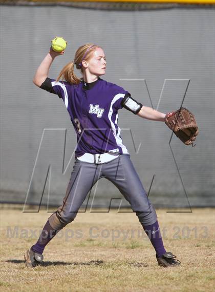 Thumbnail 3 in Mt. Vernon vs Pine Tree photogallery.