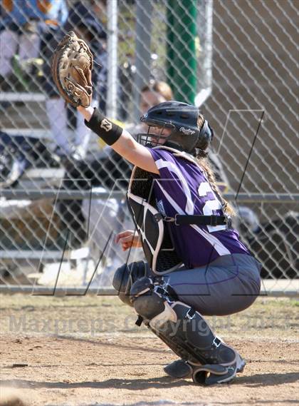 Thumbnail 1 in Mt. Vernon vs Pine Tree photogallery.