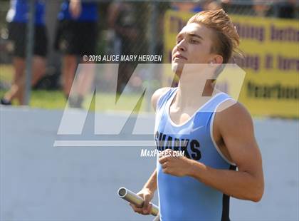 Thumbnail 1 in Hernando Kiwanis Track and Field Invitational photogallery.