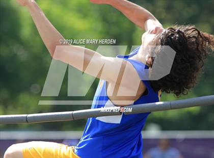 Thumbnail 3 in Hernando Kiwanis Track and Field Invitational photogallery.
