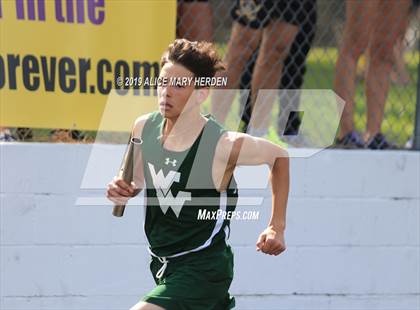 Thumbnail 1 in Hernando Kiwanis Track and Field Invitational photogallery.