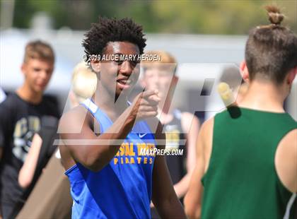Thumbnail 2 in Hernando Kiwanis Track and Field Invitational photogallery.