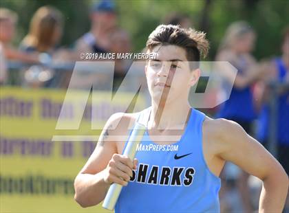 Thumbnail 1 in Hernando Kiwanis Track and Field Invitational photogallery.