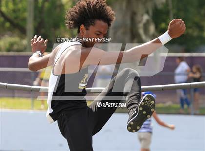 Thumbnail 1 in Hernando Kiwanis Track and Field Invitational photogallery.