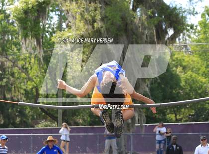 Thumbnail 3 in Hernando Kiwanis Track and Field Invitational photogallery.