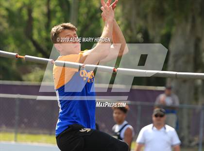 Thumbnail 1 in Hernando Kiwanis Track and Field Invitational photogallery.