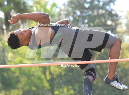 Thumbnail 3 in Hernando Kiwanis Track and Field Invitational photogallery.