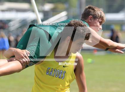 Thumbnail 3 in Hernando Kiwanis Track and Field Invitational photogallery.
