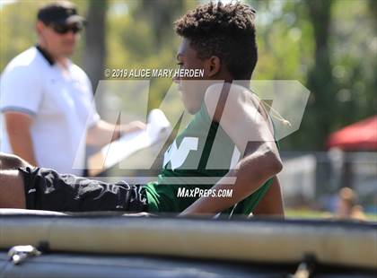 Thumbnail 2 in Hernando Kiwanis Track and Field Invitational photogallery.